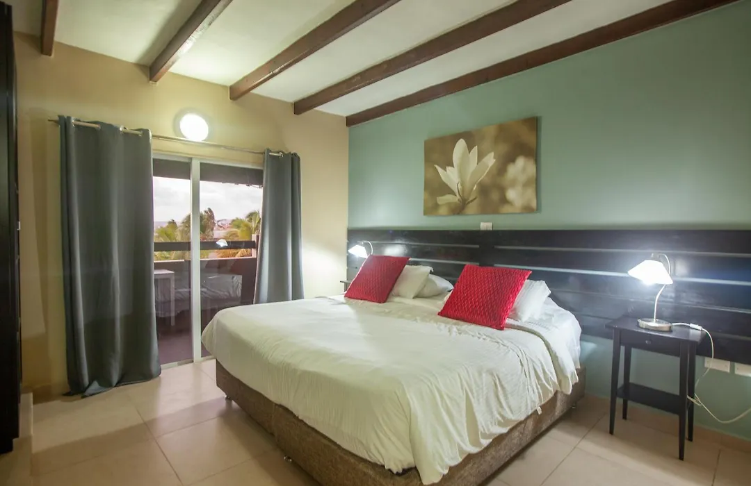 Eden Beach Resort - Bonaire-1